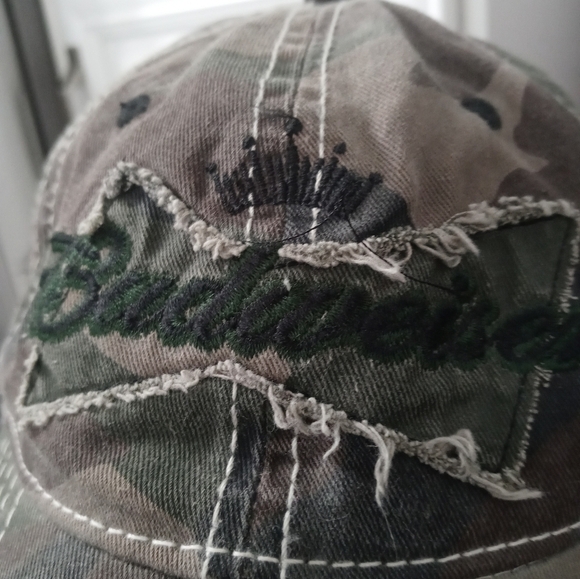 Anheuser-busch Official Product Camouflage Distressed Embroidered Logo Cap - Picture 2 of 7